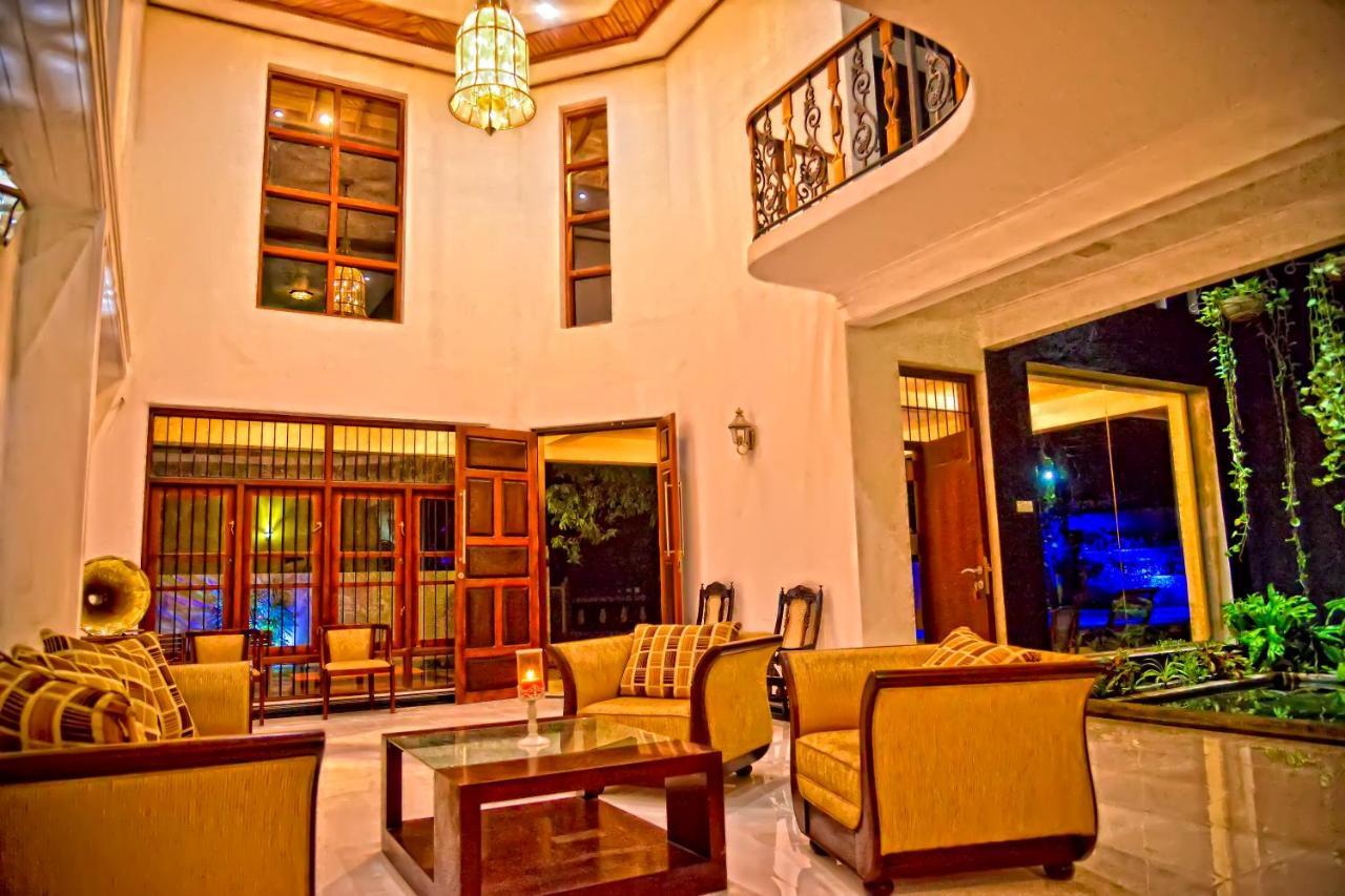 Siluni'S Villa Anurâdhapura Extérieur photo