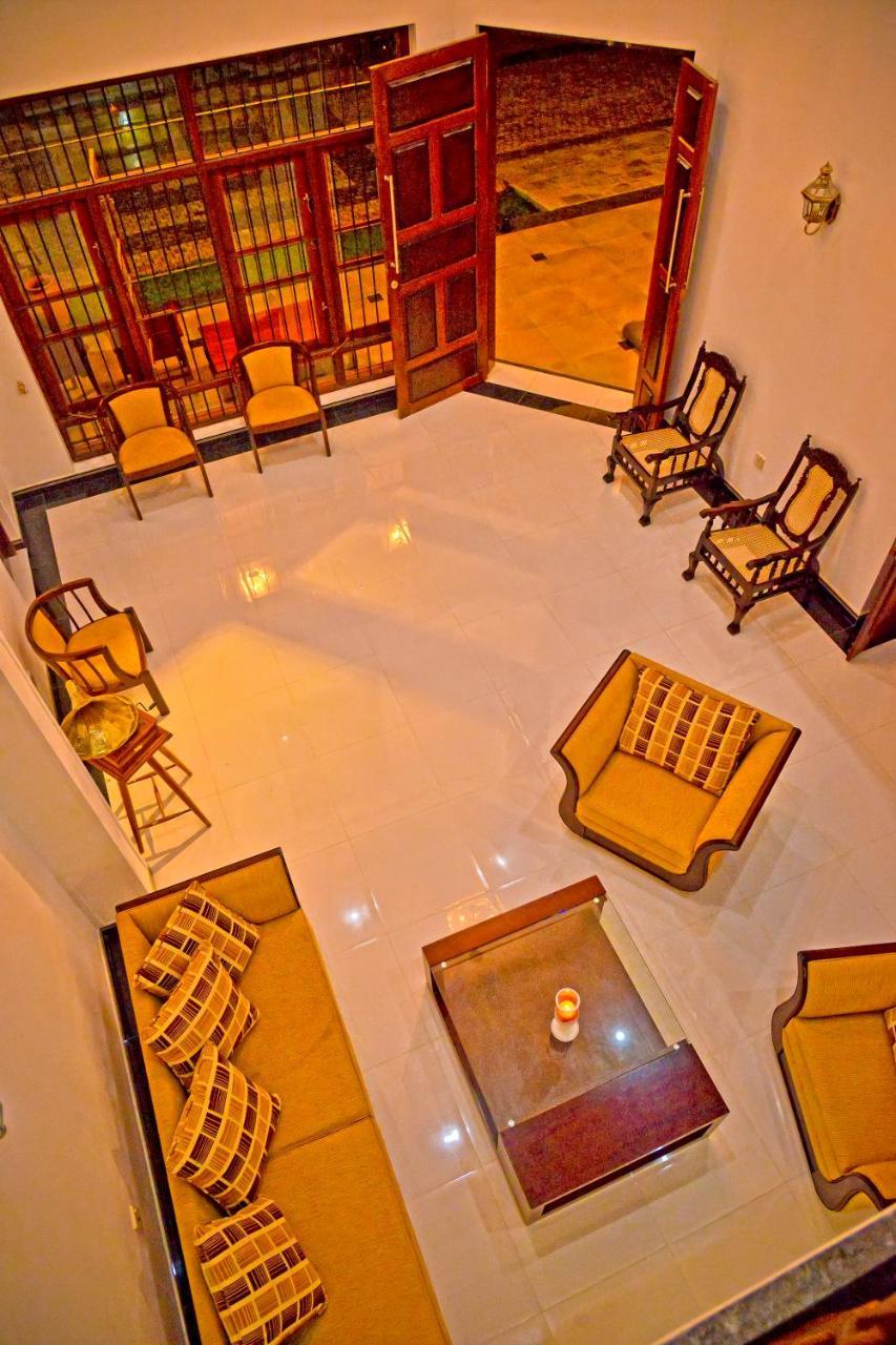 Siluni'S Villa Anurâdhapura Extérieur photo