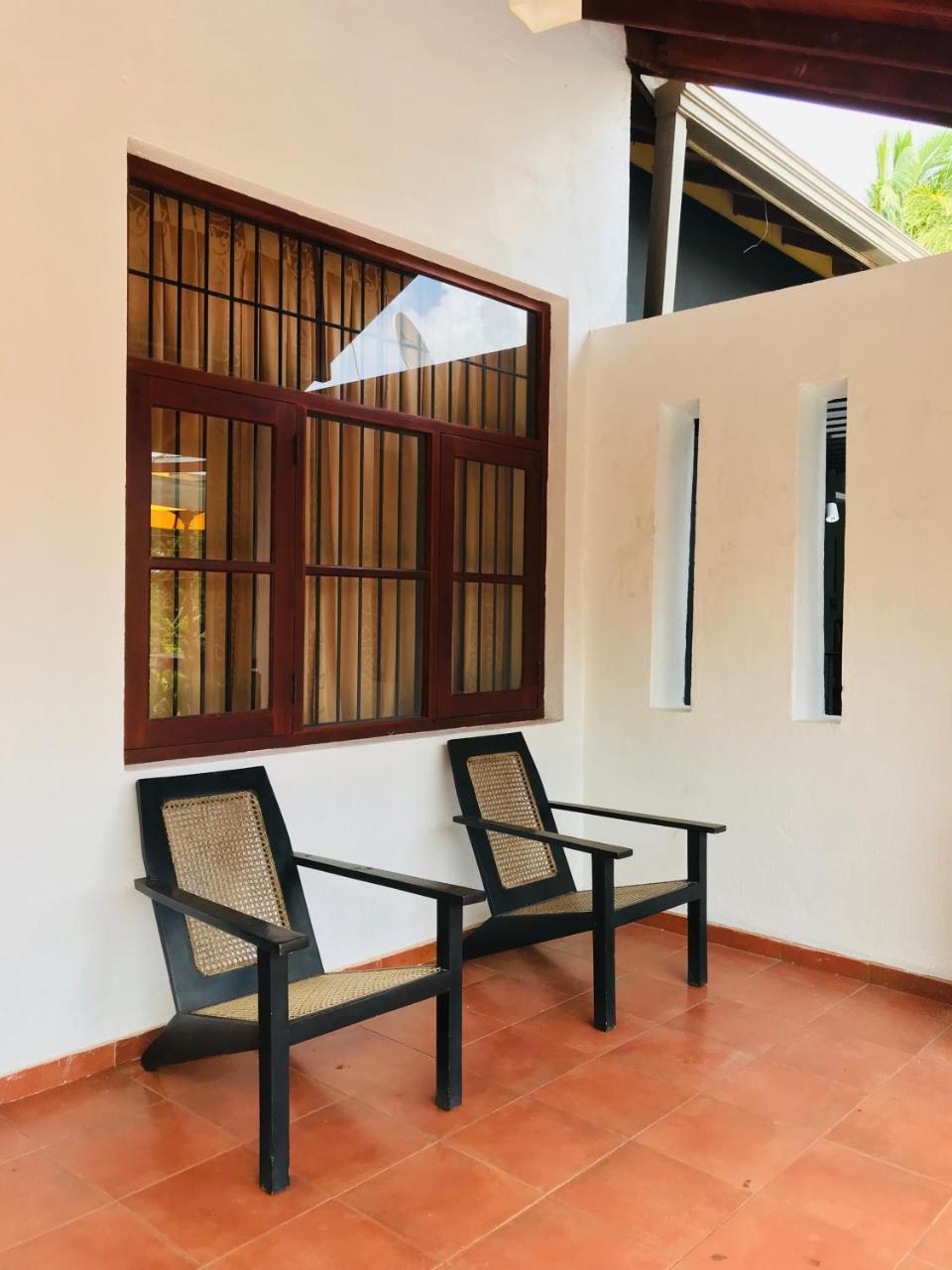Siluni'S Villa Anurâdhapura Extérieur photo